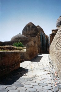 an alleyway in Bukkara 1989