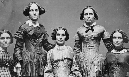 sisters-Clark-440x264