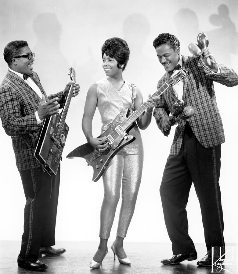 from lest to right, Bo Diddley, the Duchess, and jerome Green
